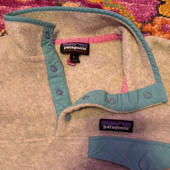 Size medium Patagonia perfect condition!! - Picture 2 of 2